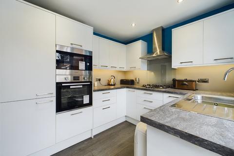 79 Chalcombe Avenue, Northampton, NN2 8LB