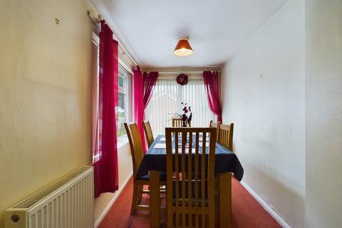 79 Chalcombe Avenue, Northampton, NN2 8LB