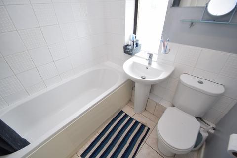 10 Low Ash Crescent, Shipley, BD18 1JB