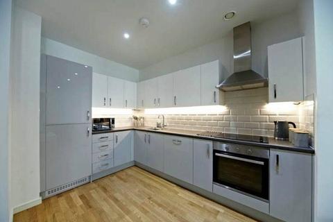 1 bedroom flat for sale, Enterprise Way, Wandsworth, LONDON, SW18