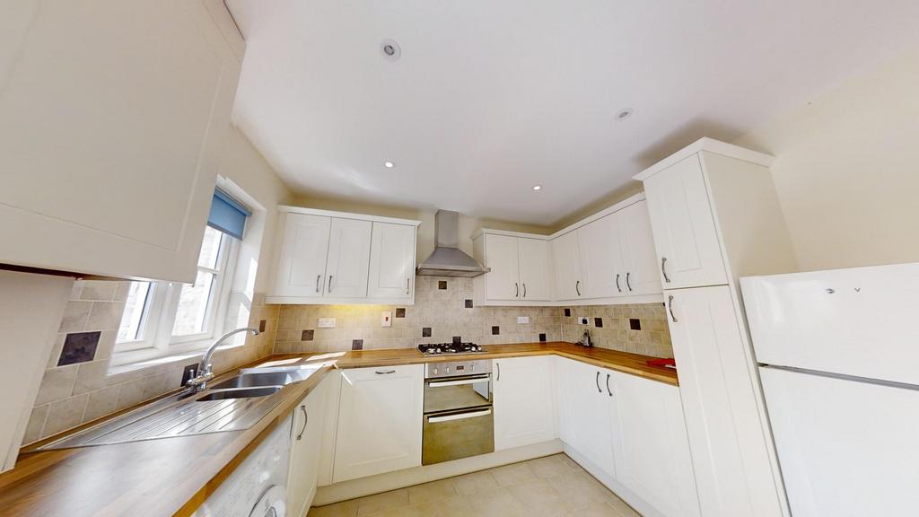 28-Easton-Square-08072024 154452