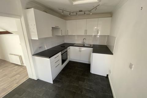 2 bedroom apartment to rent, High Street, Southminster