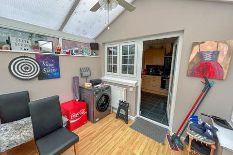 42 Beedles Close, Telford, TF4 3SH