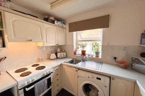 27 Cuckoos Rest, Telford, TF4 3TQ