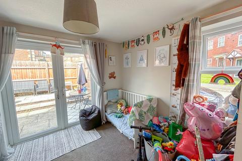 27 Cuckoos Rest, Telford, TF4 3TQ