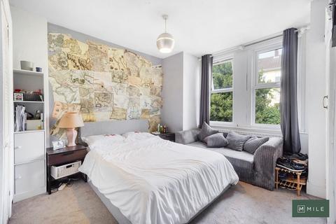 87a Drayton Road, London, NW10 4DH
