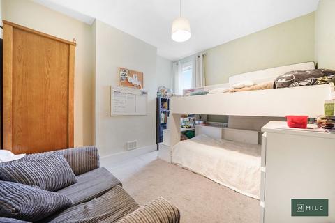 87a Drayton Road, London, NW10 4DH