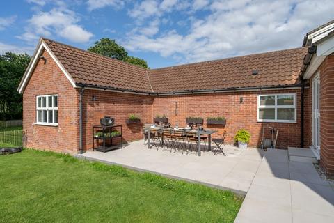 4 bedroom detached house for sale, Tunstead