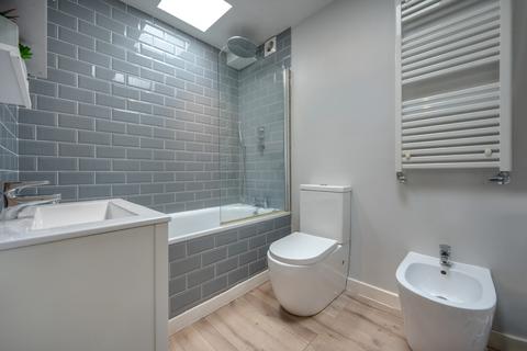 2 bedroom semi-detached house for sale, North Worple Way, Mortlake, London