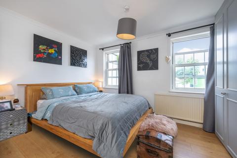 2 bedroom semi-detached house for sale, North Worple Way, Mortlake, London