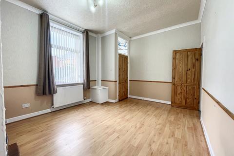 2 bedroom terraced house to rent, Greenbank Terrace, Lower Darwen