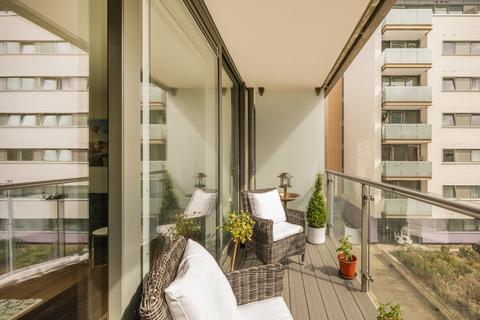 2 bedroom flat for sale, Ebb Court, 1 Albert Basin Way, London