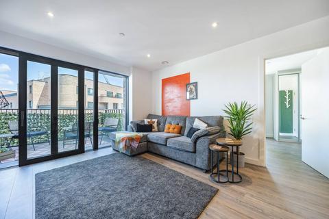 2 bedroom flat for sale, 2 Dipper Drive, London E3