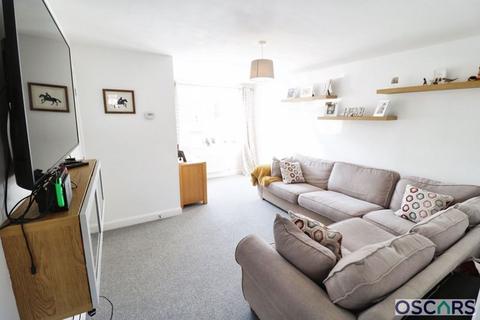 3 bedroom semi-detached house for sale, Airedale Drive, Brough