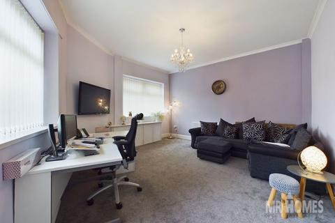 3 bedroom end of terrace house for sale, Chester Place, Grangetown, Cardiff CF11 6PX