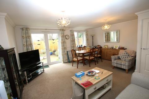 3 bedroom end of terrace house to rent, Byford Mews, Dunmow