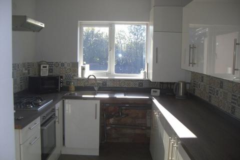 3 bedroom semi-detached house for sale, Halton Moor Avenue, Leeds LS9
