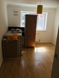 2 bedroom flat to rent, Wolf Lane, Windsor