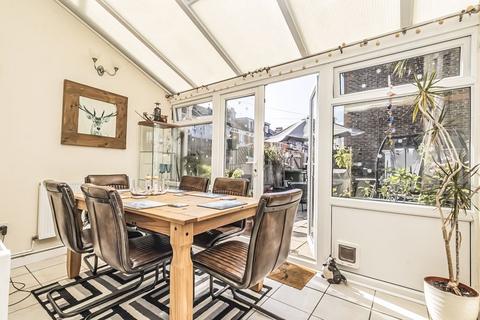 4 bedroom end of terrace house for sale, Oliver Road, Southsea