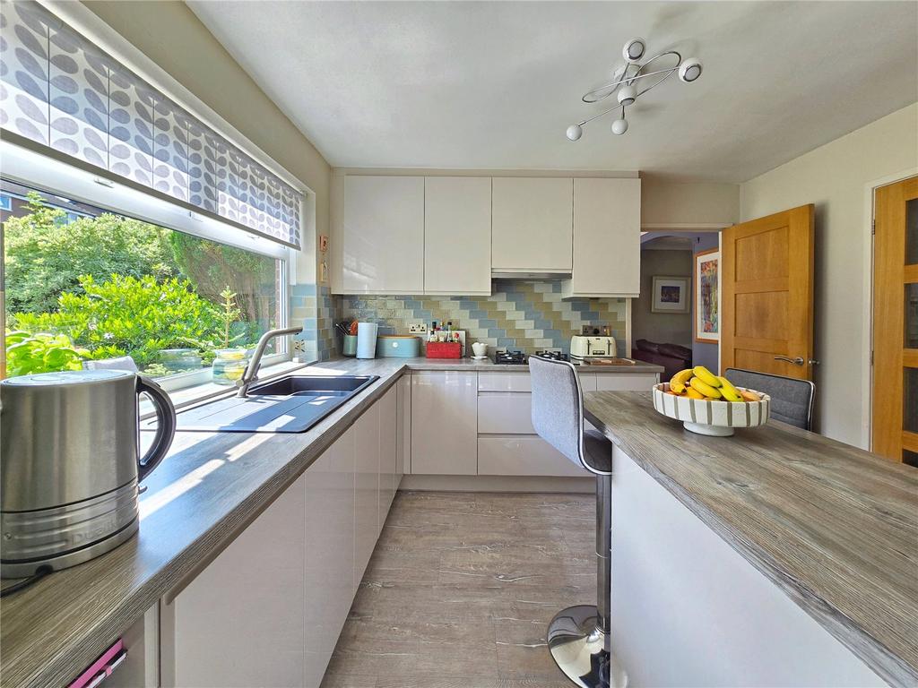 Fitted Kitchen