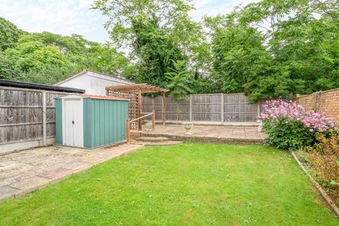 2 bedroom semi-detached bungalow for sale, Brightside Avenue, Staines-Upon-Thames