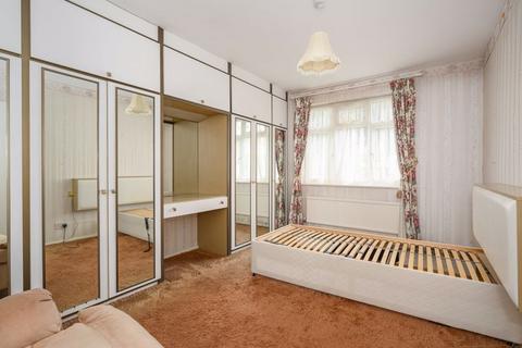 51 Brightside Avenue, Staines-upon-thames, TW18 1NF