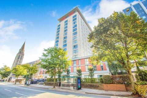 Stunning Flat With Private Parking. 38-42 Newport Road, Cardiff