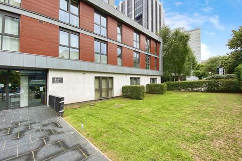 1 bedroom flat to rent, Stunning Flat With Private Parking. 38-42 Newport Road, Cardiff