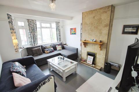 54 Stanley Avenue, Greenford, UB6 8NP