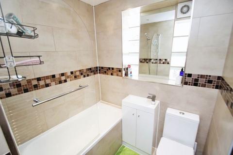 54 Stanley Avenue, Greenford, UB6 8NP