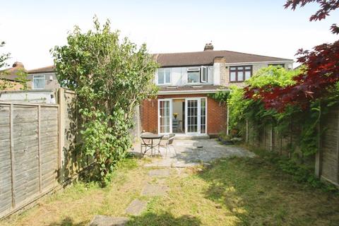 54 Stanley Avenue, Greenford, UB6 8NP