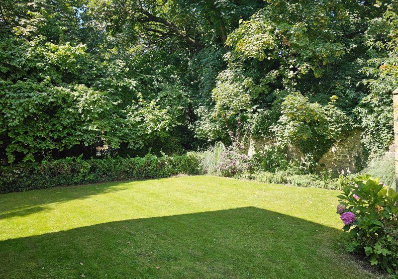 Communal gardens