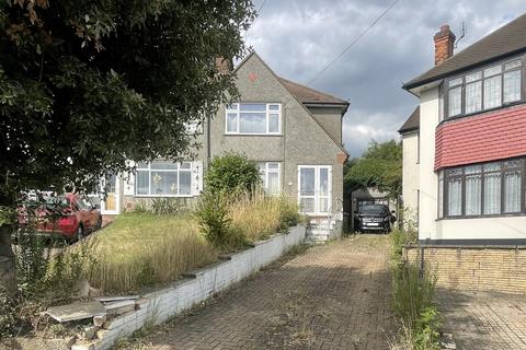 3 bedroom semi-detached house for sale, Arundel Close, Bexley