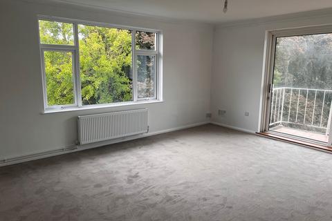 2 bedroom flat to rent, Western Road, Branksome Park, BH13