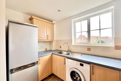 2 bedroom apartment to rent, Cumberland Road, Chafford Hundred, Grays