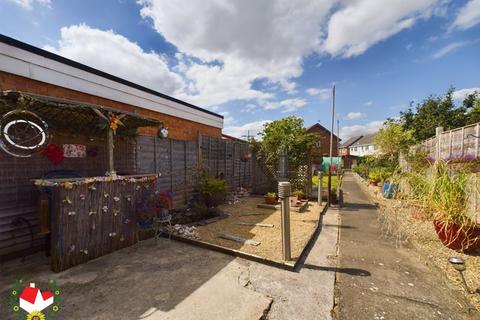 3 bedroom semi-detached house for sale, Hatherley Road, Tredworth, Gloucester