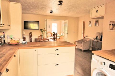 4 bedroom semi-detached house for sale, Paddocks Chase, Potton