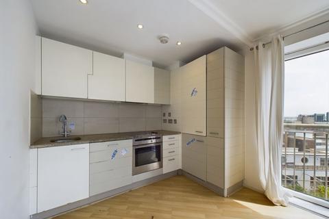 2 bedroom apartment for sale, Hutchings Street, London