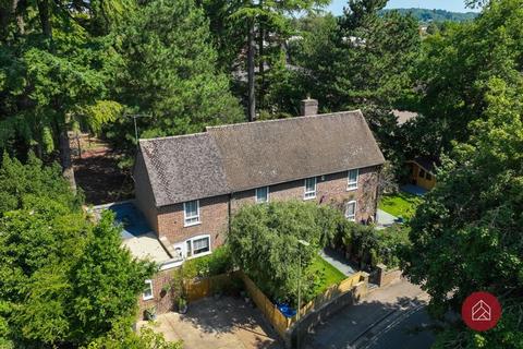 The Pines Brookside, Headington, Oxford, OX3 7PJ
