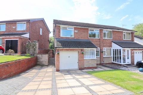 3 bedroom semi-detached house for sale, Thornhill Drive, Manchester M28