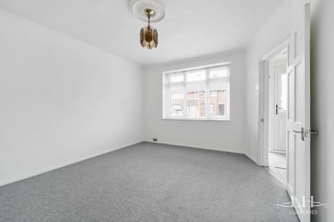106 Anton Road, South Ockendon, RM15 5AU