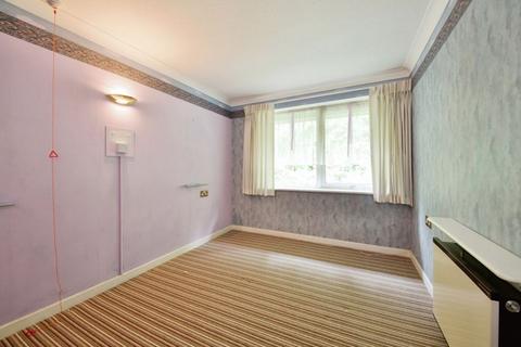 1 bedroom retirement property for sale, The Grangeway, Winchmore Hill N21