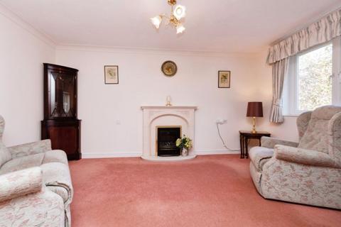 1 bedroom flat for sale, Ackender Road, Alton GU34