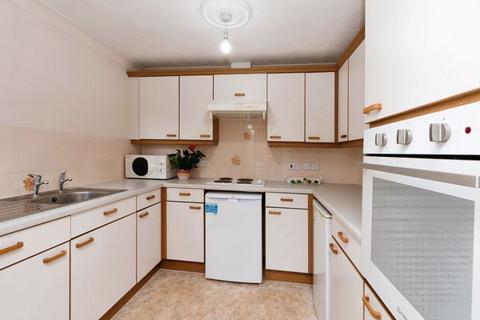 1 bedroom flat for sale, Ackender Road, Alton GU34