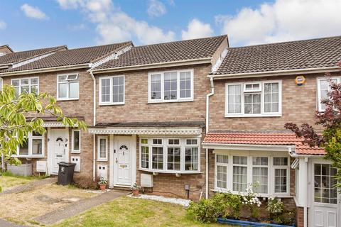 3 bedroom terraced house for sale, Limes Avenue, Chigwell, Essex