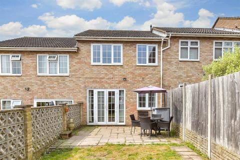 3 bedroom terraced house for sale, Limes Avenue, Chigwell, Essex