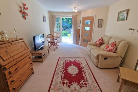 1 bedroom retirement property for sale, Church Road, Bembridge, Isle of Wight, PO35 5AA