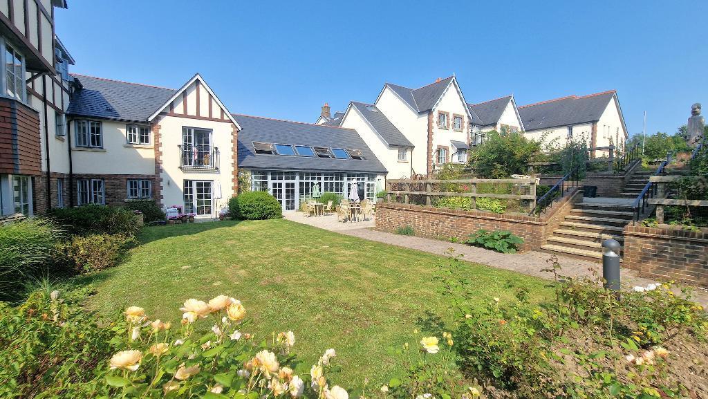 Silver Sands Court