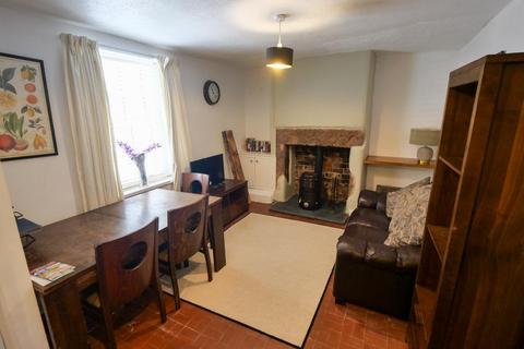 2 bedroom cottage to rent, Oldham Street, Morecambe, LA4 5HG