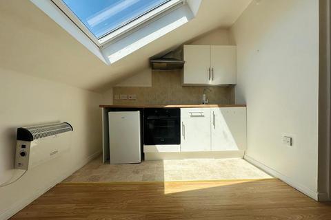 Studio to rent, East Side Place, Newhaven, East Sussex, BN9 0AY